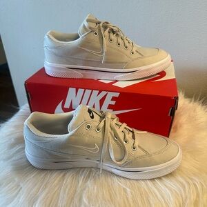 Nike GTS 97 WMNS Light Bone/white Sz 8.5